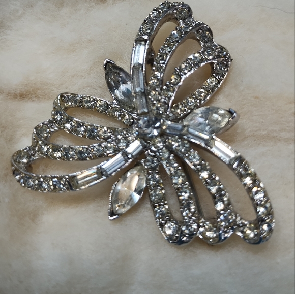 Vintage Silver Pell Brooch With Rhinestones & Jay Flex Silver Screw-On E… - Picture 2 of 8